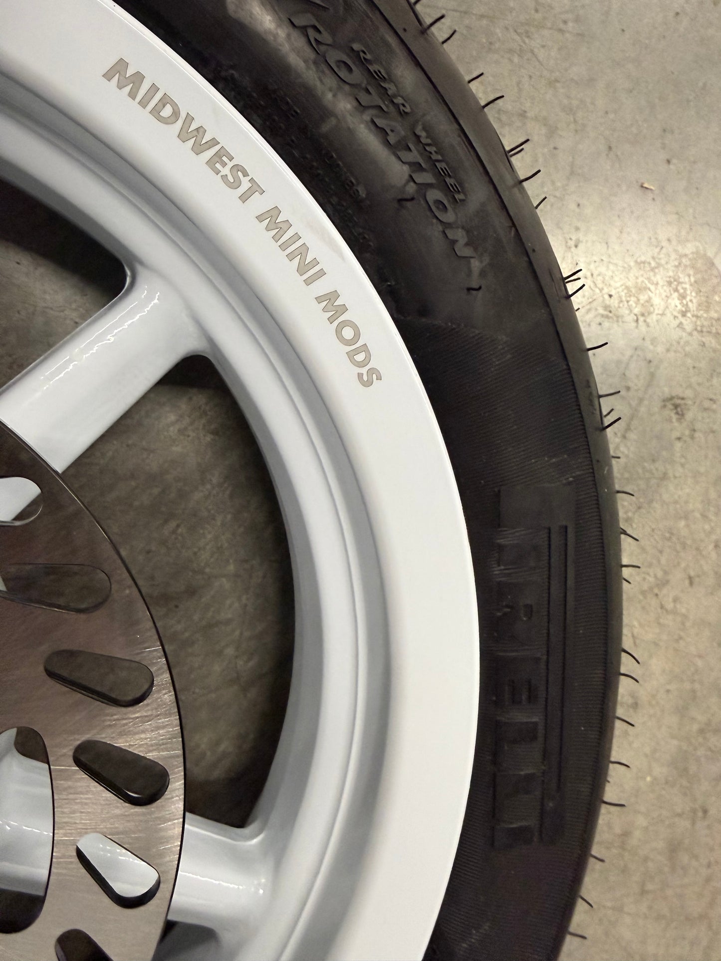 Razor 12in Super Motos w/ Pirelli Diablo Rosso Tires