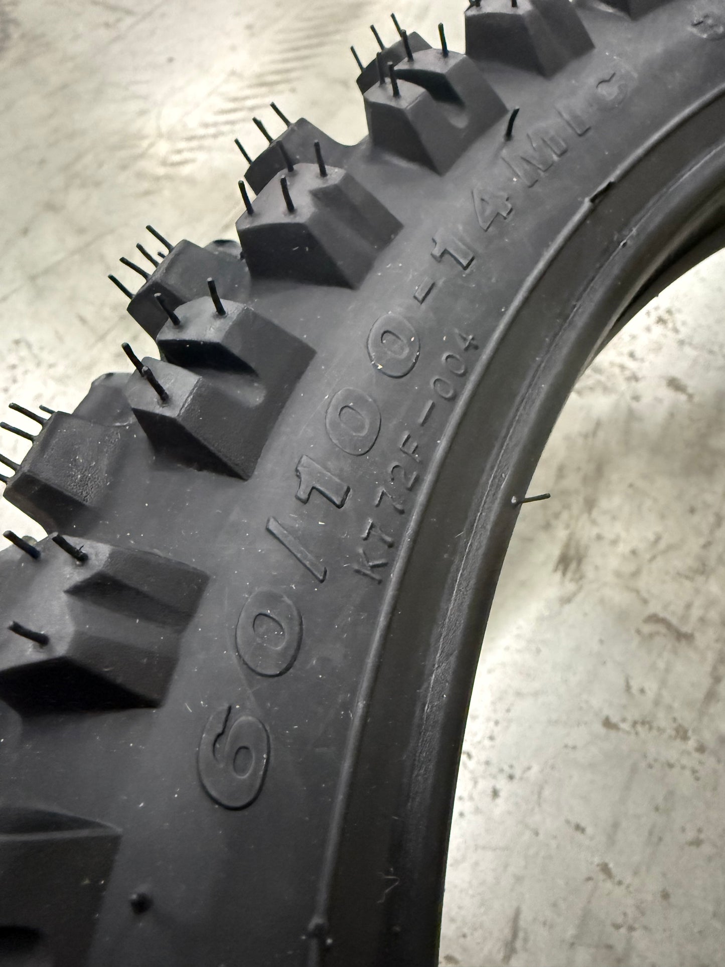 14in Kenda Carlsbad Dirt Tire w/ Tube