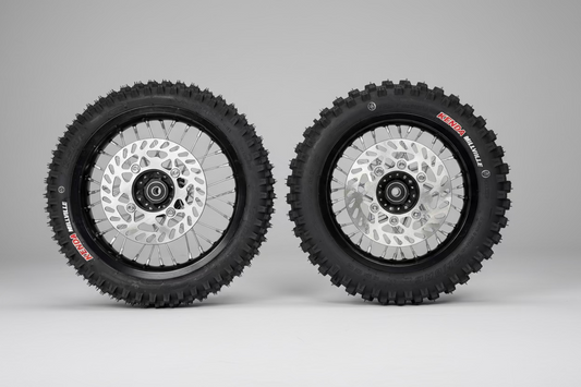 10/12 Aluminum Dirt Wheel Set for Razor w/Kenda Millville tires