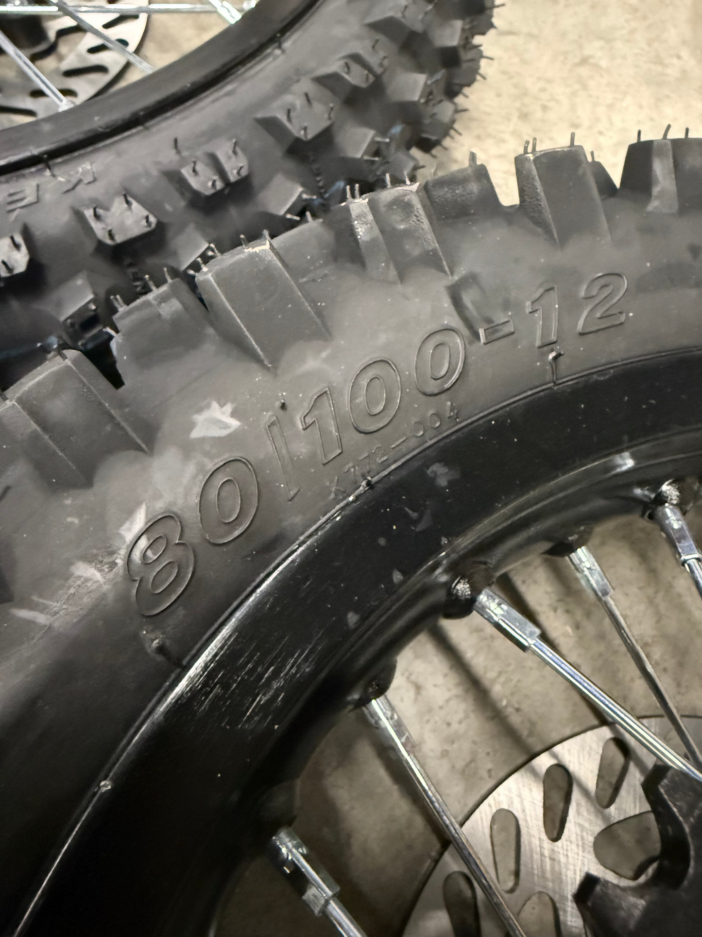 12/14 Dirt Wheel Set for Tuttio/EM5 w/ Kenda Carlsbad Tires