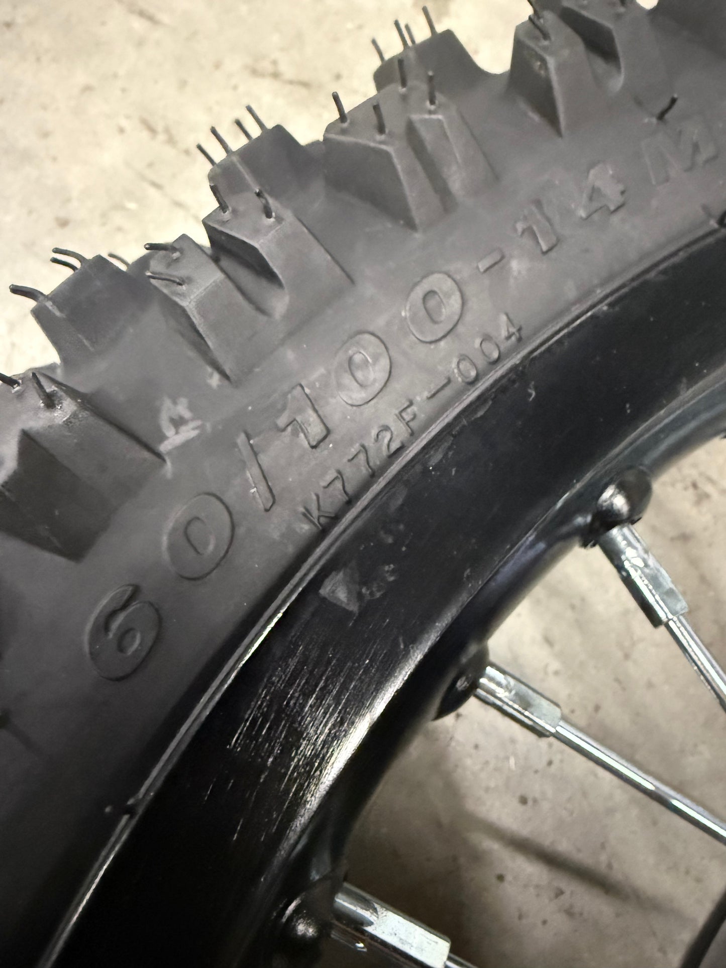 12/14 Dirt Wheel Set for Tuttio/EM5 w/ Kenda Carlsbad Tires